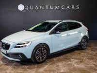 Begagnad Volvo V40 CC 2017 Blå Kombi