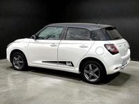 Begagnad Suzuki Swift 83 HK (61 kW) 2024 Vit Halvkombi