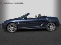 Begagnad MG F 159 HK (116 kW) 2003 Svart Cab