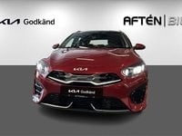 Begagnad Kia Ceed Advance 105 HK (77 kW) 2023 Röd Halvkombi