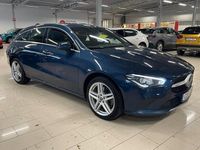 Begagnad Mercedes CLA250 Shooting Brake 218 HK (160 kW) 2023 Blå metallic Kombi