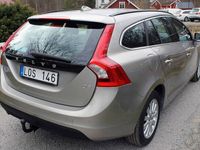 begagnad Volvo V60 D3 Momentum Euro 5