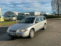 Begagnad Volvo V70 Kinetic 140 HK (102 kW) 2006 Ljusgrå Kombi