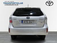 begagnad Toyota Prius Hybrid 1.8 CVT 7-sits 2013, Halvkombi