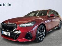 Begagnad BMW 530 Shadowline 303 HK (222 kW) 2025 Röd Kombi