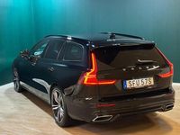 Begagnad Volvo V60 R-Design 340 HK (250 kW) 2022 Svart Kombi
