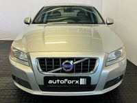 begagnad Volvo V70 D5 230HK AUT SUMMUM D-VÄRM NAVI DRAG TAKLUCKA