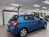 Begagnad Kia Ceed 116 HK (85 kW) 2009 Blå Halvkombi