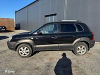 Begagnad Hyundai Tucson 141 HK (103 kW) 2005 Svart SUV