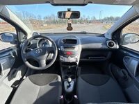 begagnad Toyota Aygo 5-dörrar 1.0. Lågmil/bränslesnål.