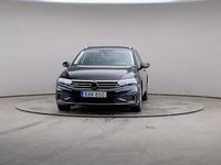 Begagnad VW Passat GTE 218 HK (160 kW) 2023 Svart Kombi