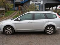 Begagnad Ford Focus 109 HK (80 kW) 2011 Silver Kombi