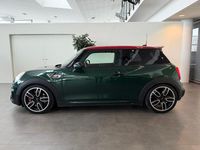 Begagnad Mini John Cooper Works 231 HK (169 kW) 2018 British racing green Halvkombi