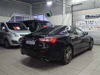 Begagnad Maserati Ghibli 275 HK (202 kW) 2014 Svart Sedan