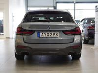 begagnad BMW 520 d xDrive Touring M Sport Värmare Drag Aktiv Fartpilot HiFi