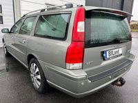 begagnad Volvo V70 2.4 CNG Automatisk, Momentum, Classic, Euro 4 2007, Kombi