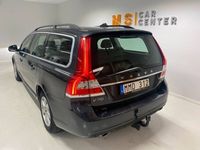 begagnad Volvo V70 D4 Geartronic Momentum Euro 6 Drag P-värme Nybes