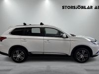 Begagnad Mitsubishi Outlander 150 HK (110 kW) 2017 Vit SUV