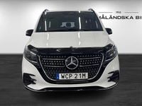 Begagnad Mercedes V300 Avantgarde 237 HK (174 kW) 2024 Vit Minibuss