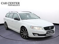 Begagnad Volvo V70 Standard 150 HK (110 kW) 2016 Vit Kombi