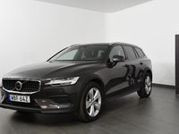 Begagnad Volvo V60 CC Core 253 HK (186 kW) 2024 Grå Kombi