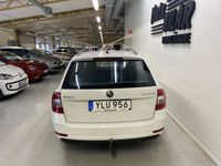 begagnad Skoda Octavia 1.6 Tdi 115 Hk Automat Kombi Ambition