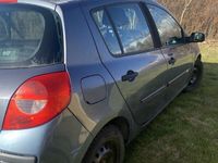 begagnad Renault Clio R.S. 5-dörra Halvkombi 1.4 Euro 4