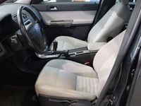 begagnad Volvo V50 1.6 D Momentum Euro 4 Kamrembytt Ny Servad NyBesik