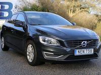 Begagnad Volvo V60 Momentum 190 HK (139 kW) 2016 Grå Kombi
