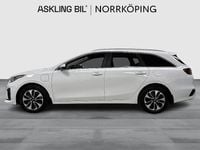 Begagnad Kia Ceed Sportswagon 141 HK (103 kW) 2020 Vit Kombi