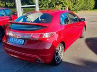 Begagnad Honda Civic Sport 140 HK (102 kW) 2011 Röd Halvkombi