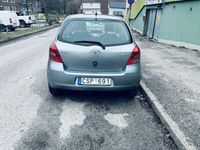 begagnad Toyota Yaris Halvkombi