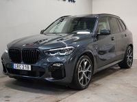 begagnad BMW X5 xDrive45e 394hk M Sport Pano H/K PAP 21" GPS V-hjul