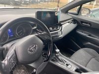 begagnad Toyota C-HR AWD - Automat Växellådan