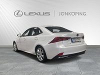 begagnad Lexus IS300h 2,5 Auto Comfort LSS+ V-hjul