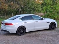 Begagnad Jaguar XE 180 HK (132 kW) 2017 Sedan