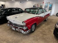 Begagnad Ford Fairlane 165 HK (121 kW) 1955 Röd Sedan