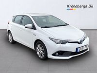 begagnad Toyota Auris Hybrid e-CVT Euro 6 ”MOMS”