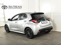 Begagnad Toyota Yaris 2024 Silver Halvkombi