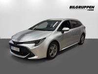 Begagnad Toyota Corolla Style 122 HK (89 kW) 2020 Silver Kombi