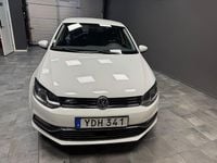 Begagnad VW Polo 90 HK (66 kW) 2016 Vit Halvkombi