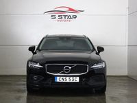 Begagnad Volvo V60 Momentum 340 HK (250 kW) 2020 Svart Kombi