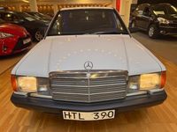 Begagnad Mercedes 190 122 HK (89 kW) 1987 Vit Sedan