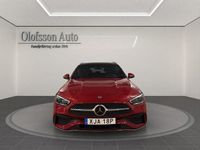 Begagnad Mercedes C300 AMG Line Premium Plus 313 HK (230 kW) 2023 Röd