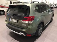 begagnad Subaru Forester 2.0i E-Boxer Ridge Lineartronic Euro 6