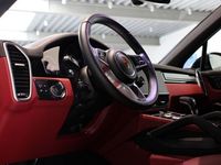 begagnad Porsche Cayenne E-Hybrid Platinum Edition 2023, SUV
