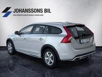 Begagnad Volvo V60 CC Summum 190 HK (139 kW) 2016 Brun Kombi