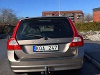 Begagnad Volvo V70 Momentum 145 HK (106 kW) 2010 Kombi