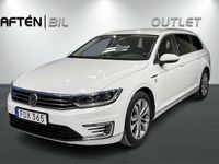 Begagnad VW Passat Executive 218 HK (160 kW) 2018 Pure white Kombi