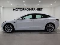 begagnad Tesla Model 3 Long Range AWD Autopilot Dragkrok Panorama